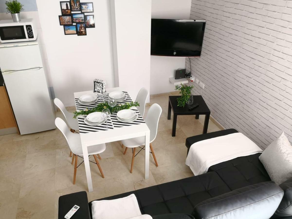 Apartamento La Victoria Málaga Exterior foto